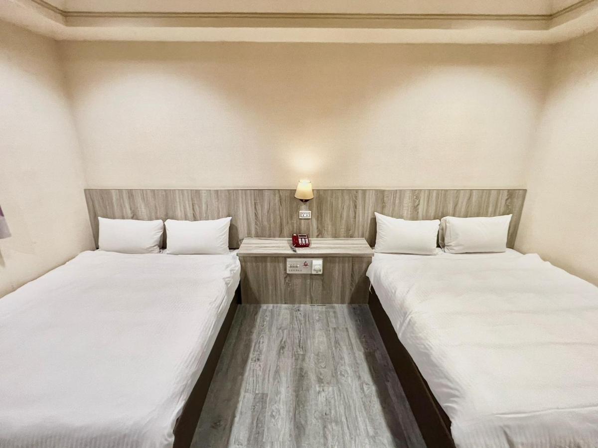 Wl Hotel Hsinchu Екстериор снимка