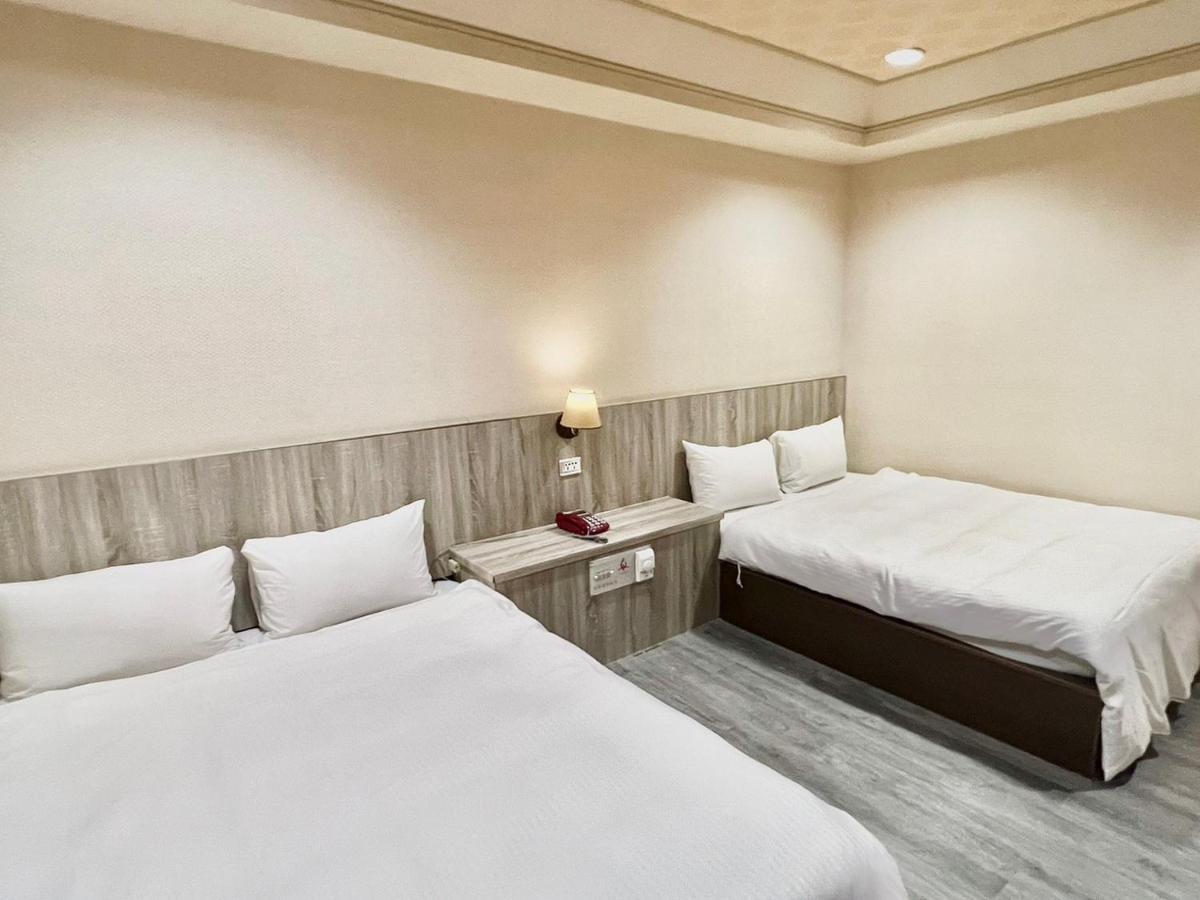 Wl Hotel Hsinchu Екстериор снимка