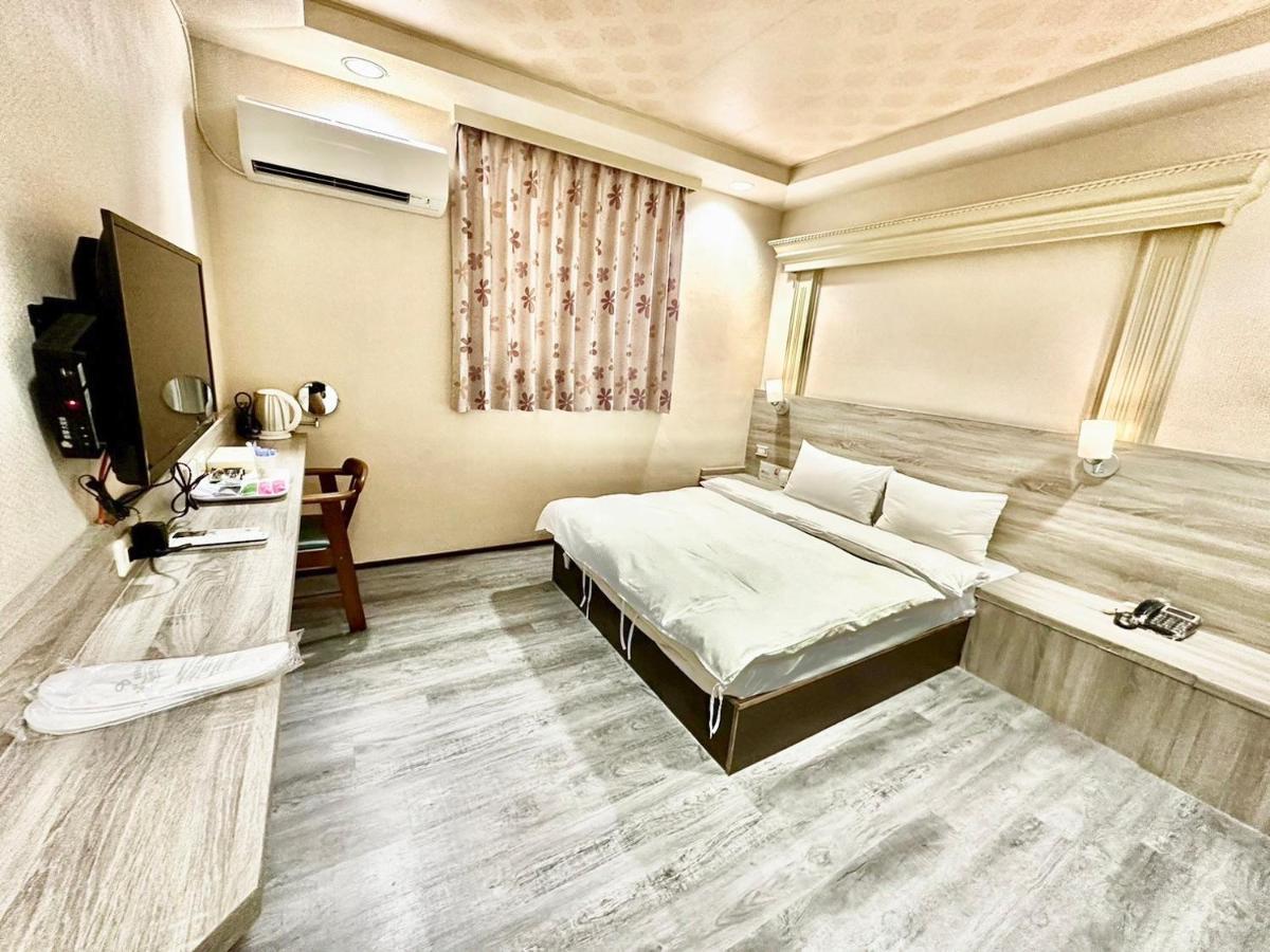 Wl Hotel Hsinchu Екстериор снимка