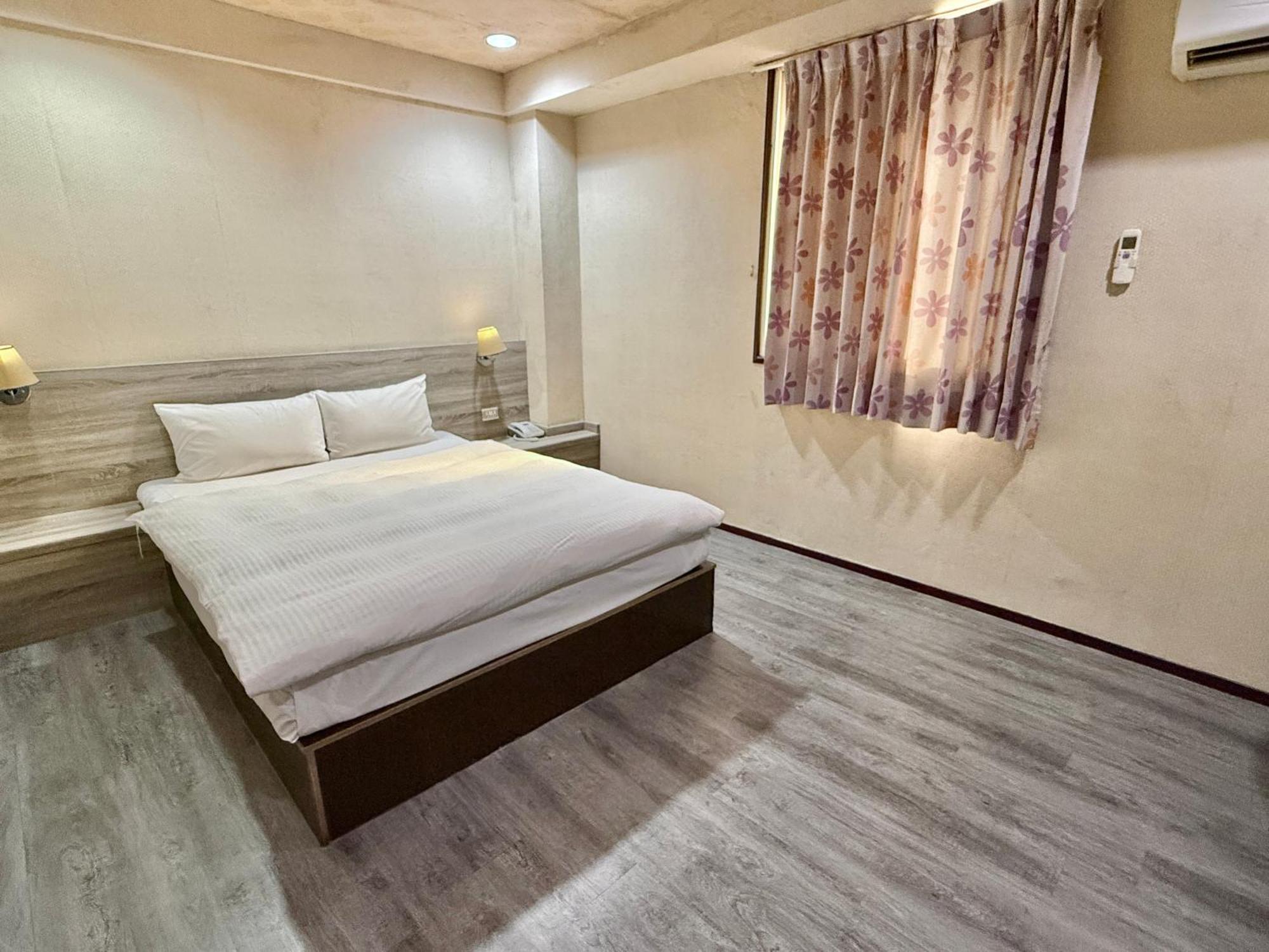 Wl Hotel Hsinchu Екстериор снимка