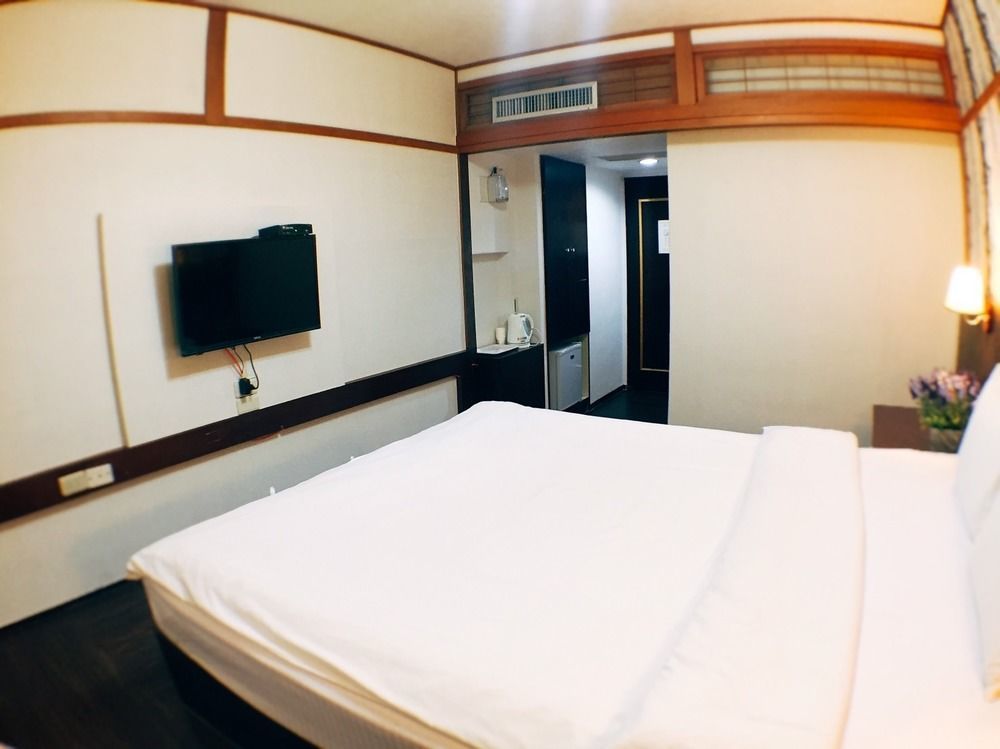 Wl Hotel Hsinchu Екстериор снимка