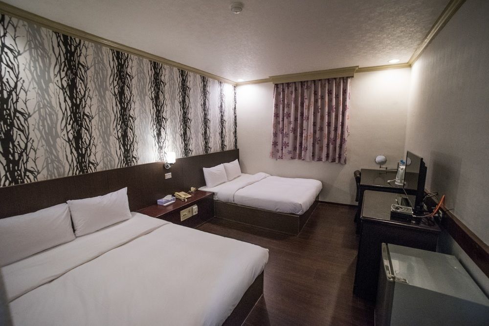 Wl Hotel Hsinchu Екстериор снимка
